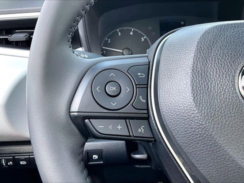 Used 2024 Toyota Corolla SE image 24