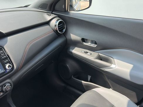 Used 2023 Nissan Kicks SR w/ SR Premium Package FWD image 19