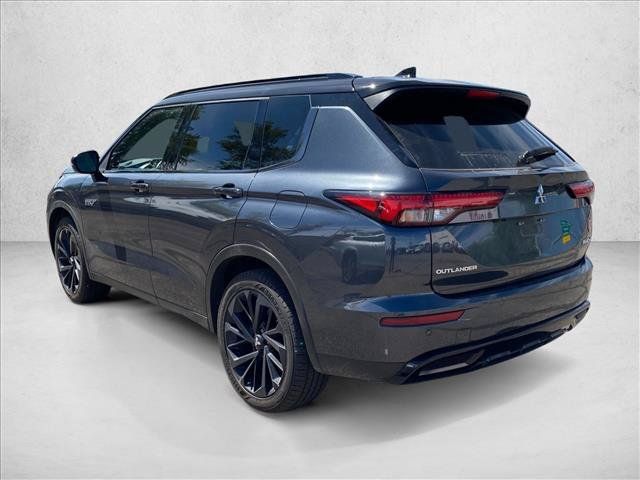 Used 2025 Mitsubishi Outlander SEL Black Edition AWD/4WD image 7