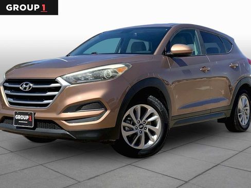 Used 2017 Hyundai Tucson SE FWD image 1