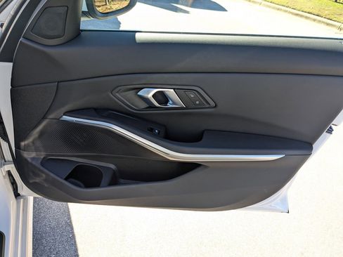 Used 2025 BMW 330i Sedan w/ Convenience Package image 34