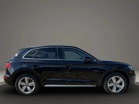 Used 2018 Audi Q5 2.0T Premium Plus w/ Premium Plus Package AWD/4WD image 6