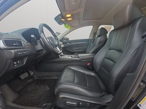 Used 2021 Honda Accord Touring image 9