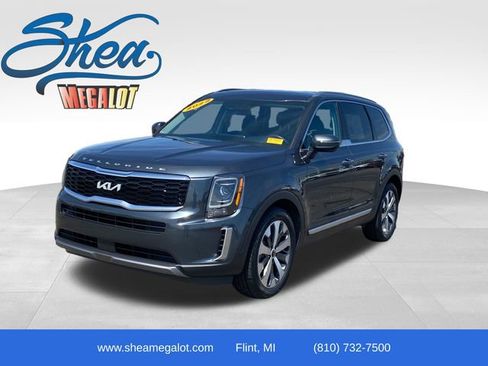 Used 2022 Kia Telluride S AWD/4WD image 1