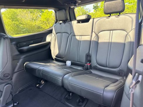 New 2026 Jeep Grand Wagoneer Limited AWD/4WD image 17