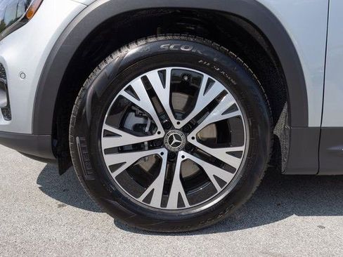 Certified 2025 Mercedes-Benz GLB 250 image 6