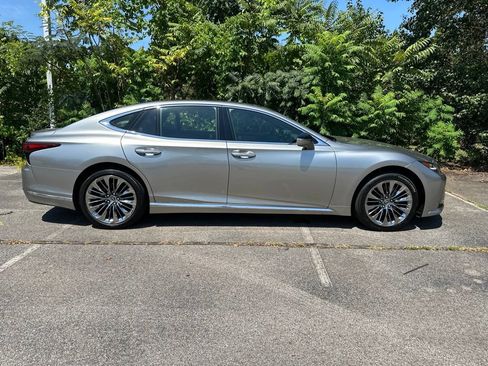 Used 2023 Lexus LS 500 w/ Interior Upgrade Package RWD image 2