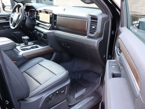 Used 2025 Chevrolet Silverado 1500 High Country w/ High Country Premium Package image 53