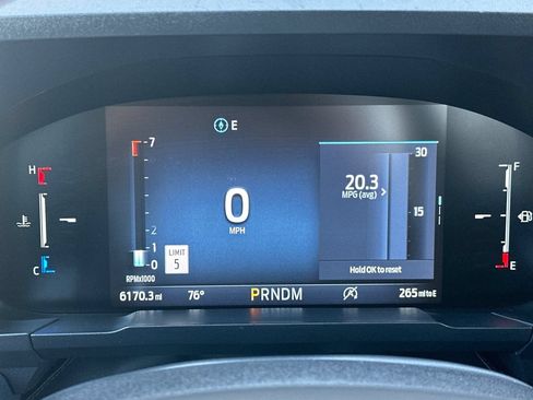 Used 2026 Ford Maverick Tremor AWD/4WD image 23