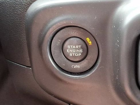 Used 2018 Jeep Wrangler Unlimited Sport S AWD/4WD image 27