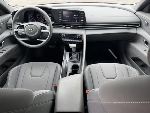 Certified 2023 Hyundai Elantra SEL image 15