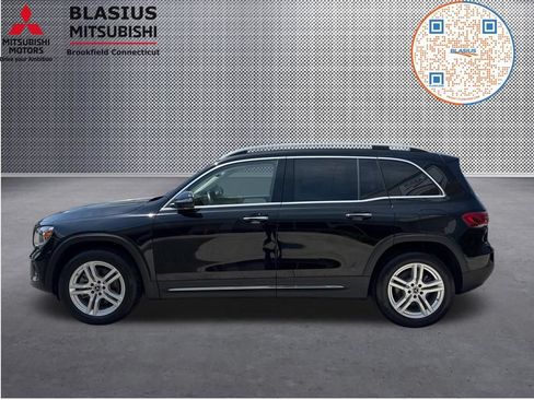 Used 2022 Mercedes-Benz GLB 250 4MATIC w/ Premium Package Lite image 15