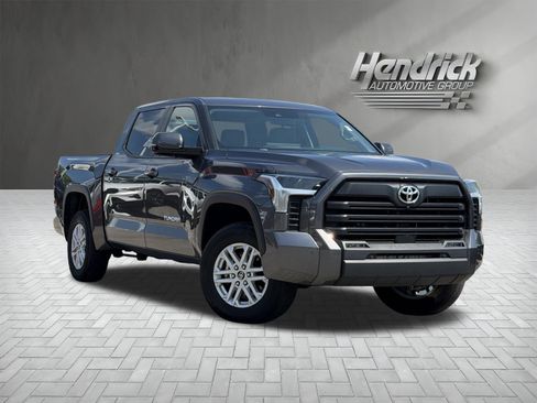 Used 2024 Toyota Tundra SR5 w/ Advanced Technology Package AWD/4WD image 2