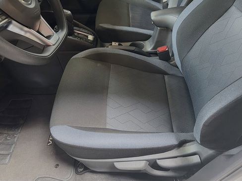 Used 2025 Nissan Versa SV FWD image 18