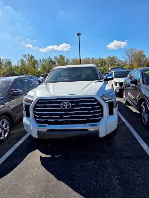 Used 2023 Toyota Tundra Capstone AWD/4WD image 2