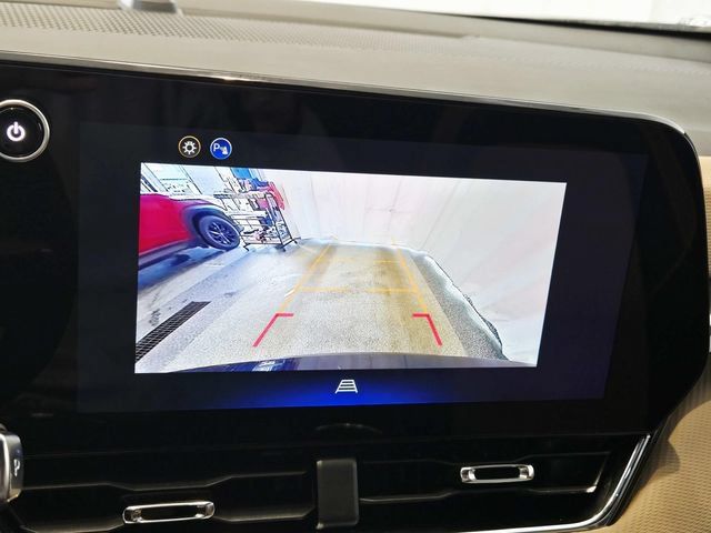 New 2026 Chevrolet Equinox ACTIV FWD image 19