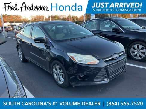 Used 2014 Ford Focus SE image 1