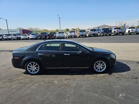 Used 2009 Chevrolet Malibu LTZ w/ HFV6 Engine Package FWD image 4