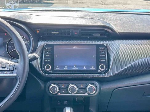 Certified 2023 Nissan Kicks SV FWD image 14