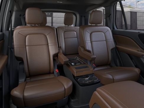 New 2026 Lincoln Aviator Reserve AWD/4WD image 11