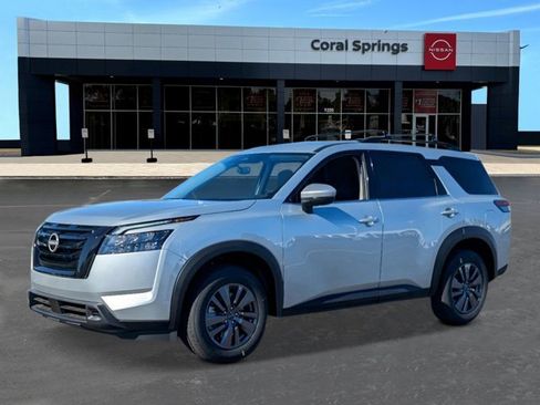 New 2025 Nissan Pathfinder SV w/ Black Appearance Package image 1