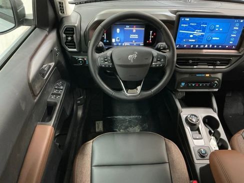 New 2026 Ford Bronco Sport Outer Banks w/ Outer Banks Tech Package+ AWD/4WD image 11