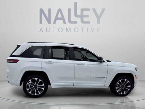 Used 2023 Jeep Grand Cherokee Overland w/ Adv Protech Group III AWD/4WD image 5
