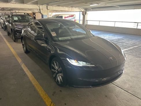 Used 2025 Tesla Model 3 Long Range image 1