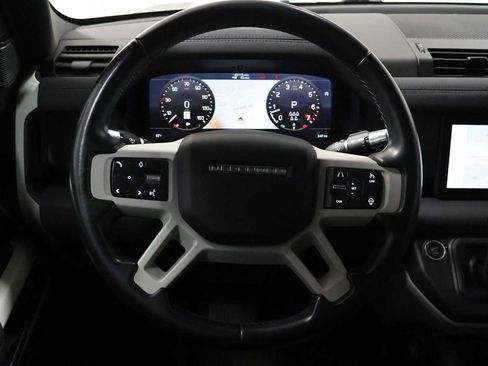 Used 2022 Land Rover Defender 110 S AWD/4WD image 22