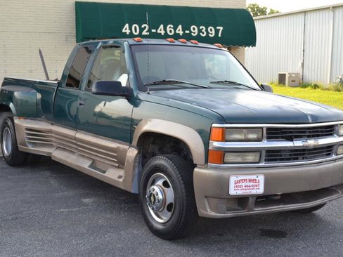 Used 1996 Chevrolet Silverado 3500 4x4 Extended Cab image 10