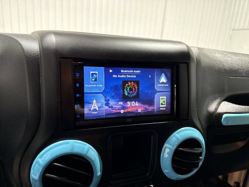 Used 2017 Jeep Wrangler Unlimited Sport AWD/4WD image 14