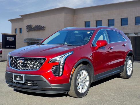 Certified 2023 Cadillac XT4 Luxury w/ Cold Weather Package image 1