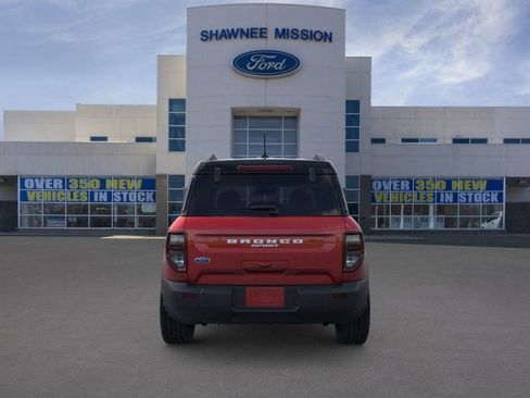 New 2025 Ford Bronco Sport Outer Banks w/ Outer Banks Tech Package+ AWD/4WD image 5