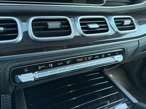 Used 2023 Mercedes-Benz GLE 53 AMG 4MATIC image 28