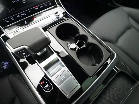 New 2026 Audi Q8 Premium Plus AWD/4WD image 17