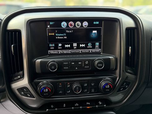 Used 2016 Chevrolet Silverado 1500 LTZ Z71 w/ LTZ Plus Package AWD/4WD image 13
