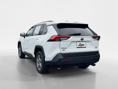 Used 2022 Toyota RAV4 XLE w/ Convenience Package AWD/4WD image 6