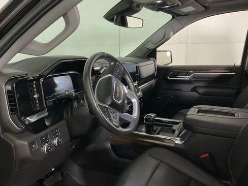 Used 2022 GMC Sierra 1500 Elevation w/ Elevation Premium Package image 23