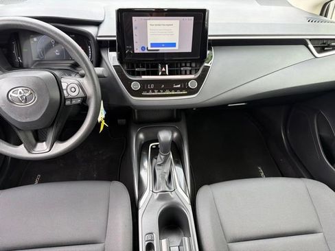 Used 2026 Toyota Corolla LE FWD image 17