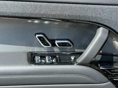 New 2026 Land Rover Range Rover Sport Dynamic SE AWD/4WD image 13