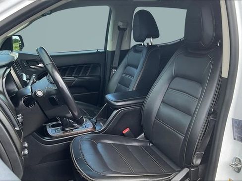 Used 2022 GMC Canyon Denali image 24