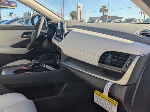 New 2026 Nissan Rogue SV image 34