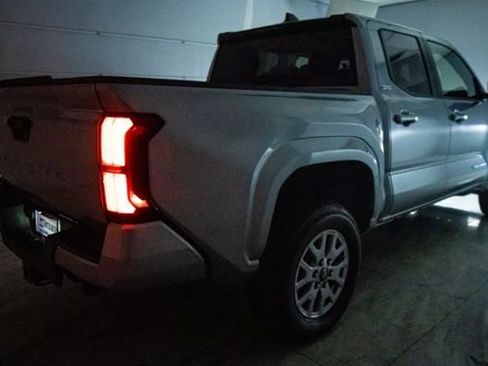 Used 2024 Toyota Tacoma SR5 image 38