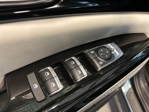 Certified 2024 Kia Carnival EX image 20