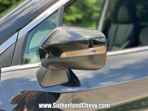 Used 2023 Subaru Ascent Limited AWD/4WD image 11