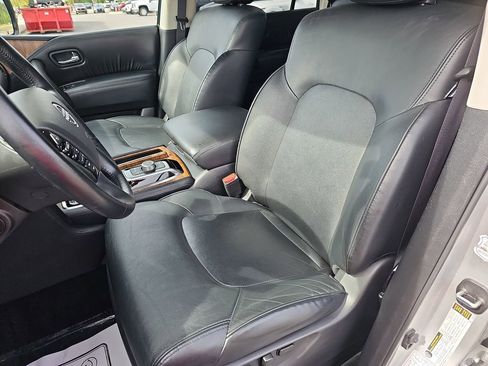Used 2024 Nissan Armada SL AWD/4WD image 20