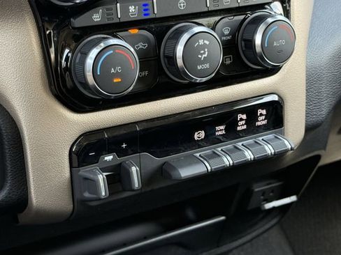 Used 2024 RAM 2500 Laramie w/ Safety Group image 19