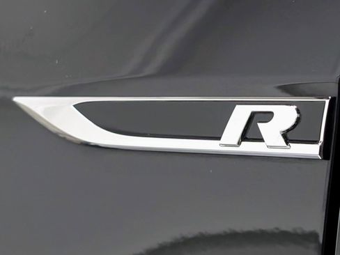 Used 2019 Volkswagen Golf 4-Door image 13