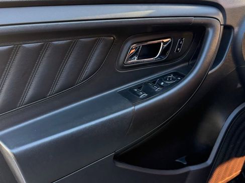 Used 2018 Ford Taurus Police Interceptor image 8