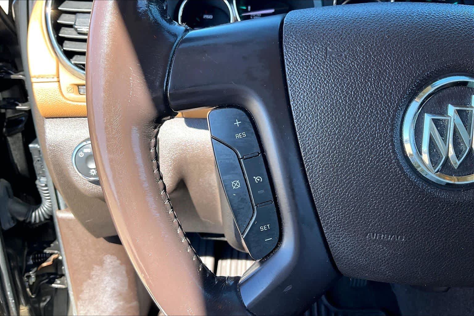 Used 2014 Buick Enclave Leather FWD image 20